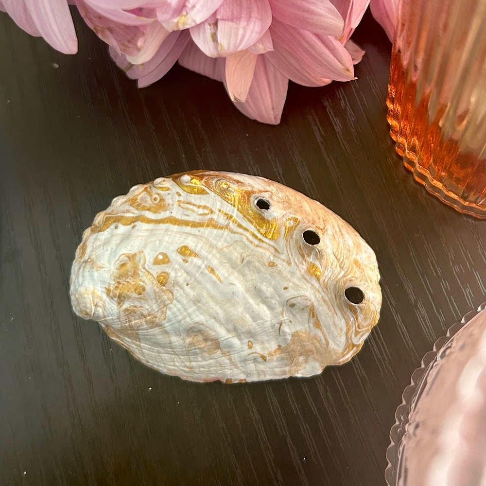 Shell Jewelry Dish - Picture 2 of 3